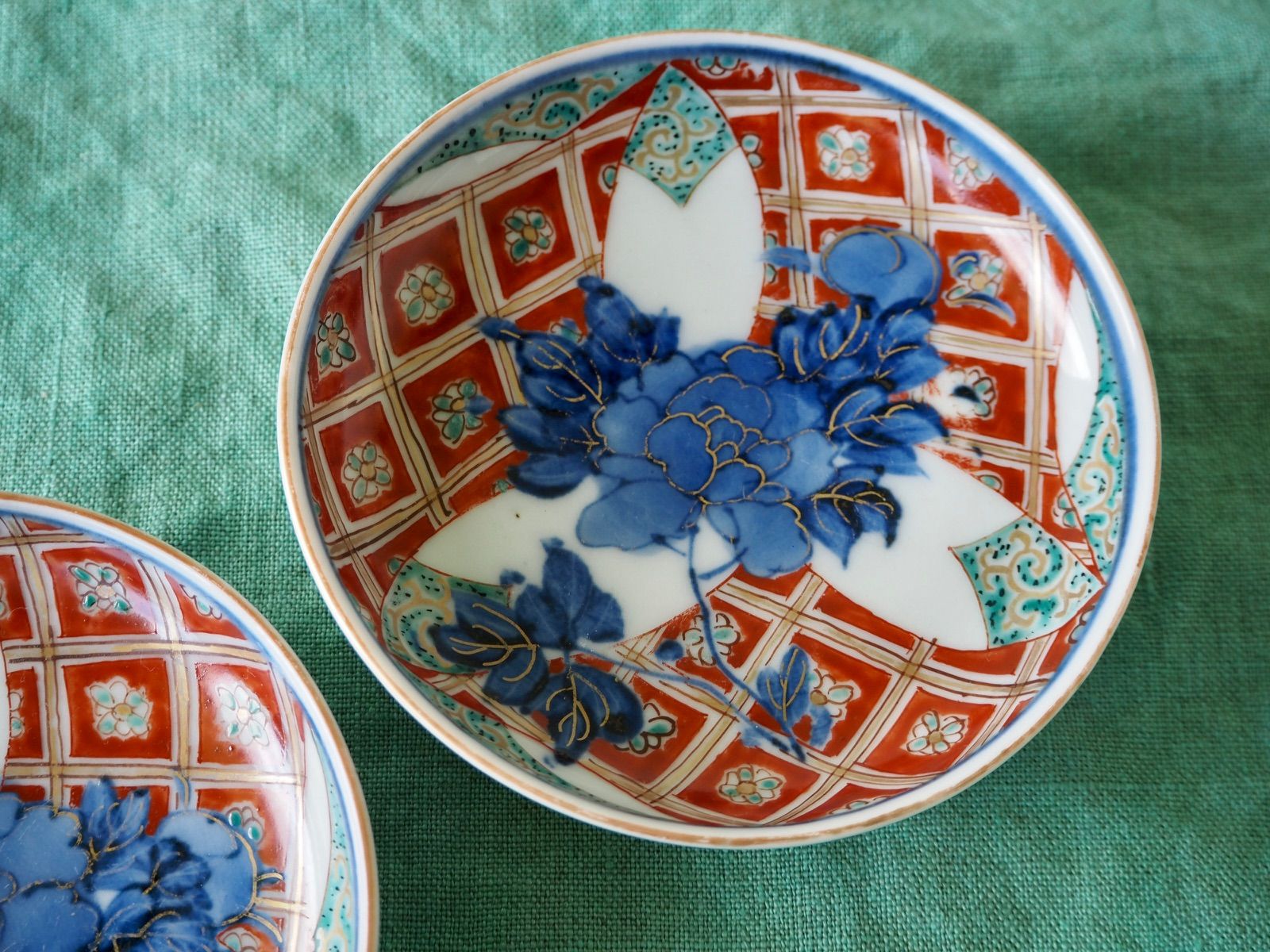 小皿　大聖寺伊万里　染錦　栗絵　明治　古伊万里　輪花 小皿 大聖寺伊万里 染錦 栗絵 明治 古伊万里 輪花 - メルカリ