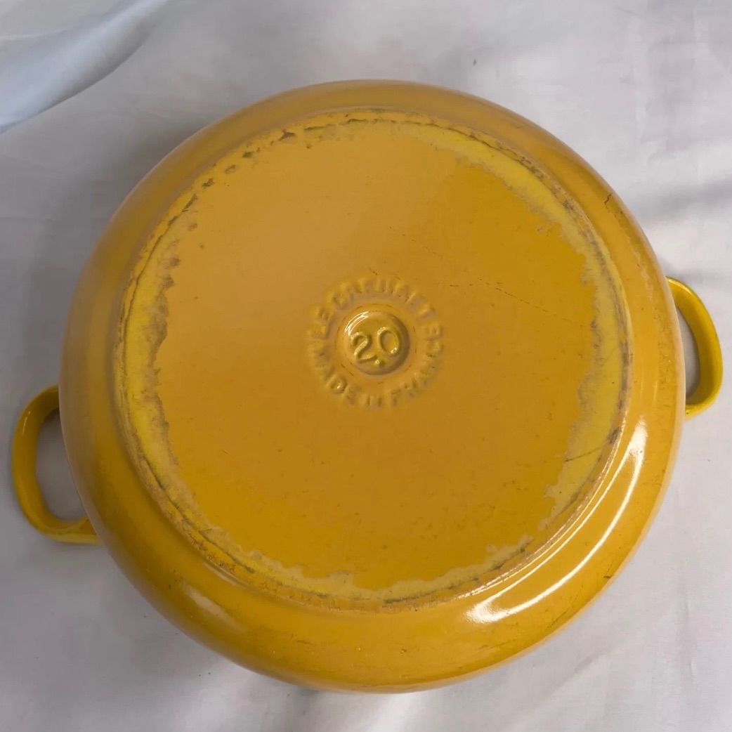 美品　ルクルーゼ　ココットロンド　20cm イエロー ルクルーゼ ココットロンド イエロー 20cm シグニチャー ココット