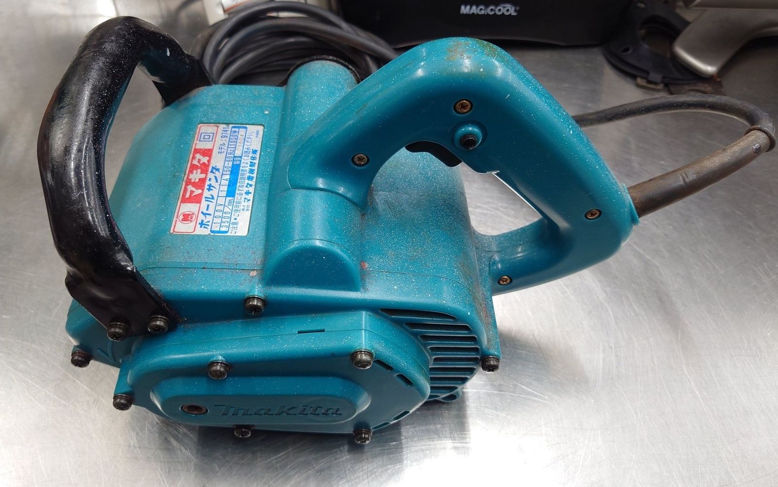 マキタ Makita 120mmホイールサンダ No.9741 動作品 囗T巛 【公式通販】 マキタ Makita 120mmホイールサンダ No.9741 動作品 囗T巛 【公式通販】