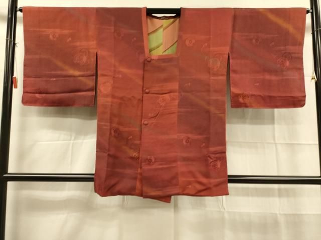 平和屋着物道行コート　花絵皿文　暈し染め　正絹　逸品　DAAK9328cm