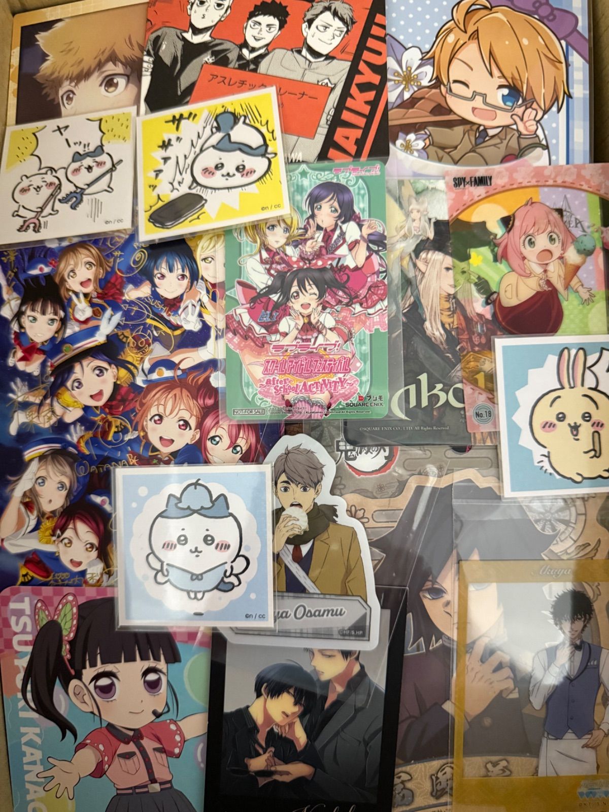 アニメ紙雑貨まとめ売り大量２５０枚① アニメ紙雑貨まとめ売り大量250枚③ 大量 - メルカリ