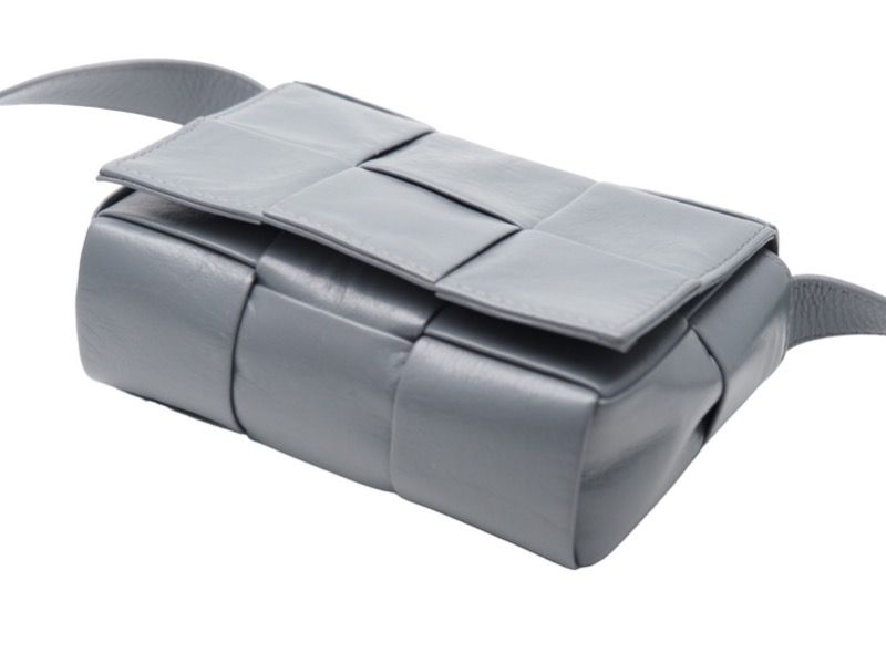 BOTTEGAVENETAボッテガヴェネタ ショルダーバッグ グレー イントレ