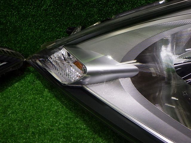 フィット ヘッドライト左右 HID GE6 7 後期 P9604 4 バラスト付 ホンダ 251007005