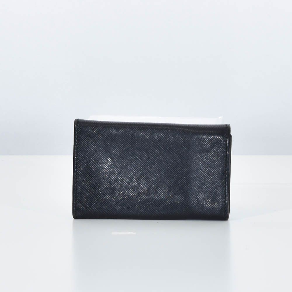 【欠品なし】PRADA ブラック キーケース サフィアーノ 6連 中古USED PRADA キーケース サフィアーノ 6連 ブラック 45230