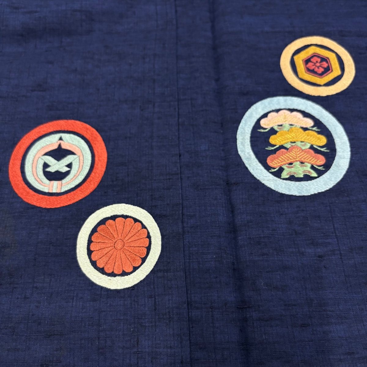付下げ 身丈165.5cm 裄丈64cm M 袷 紬地 丸紋 松竹梅 刺繍 金糸