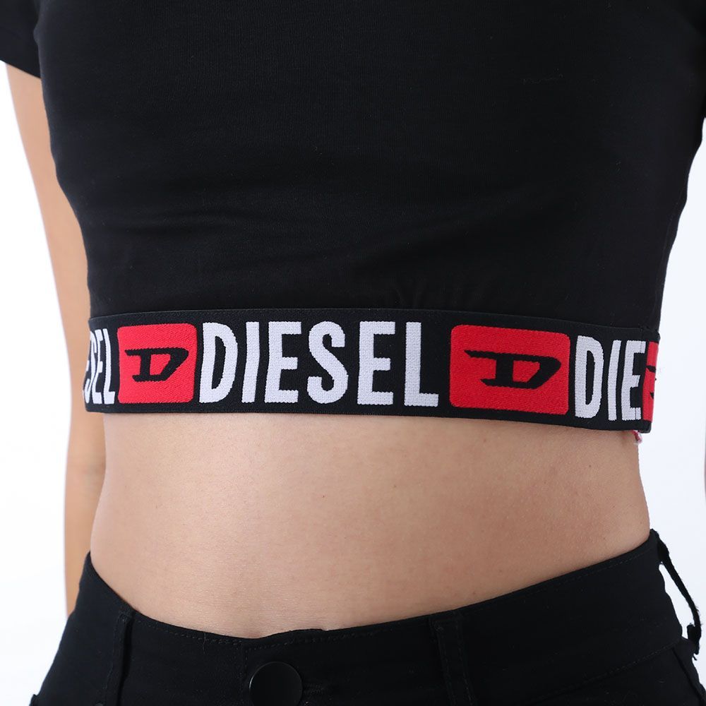 新品DIESEL ディーゼル A18273 0NJAP irma-d-core クロップド Tシャツ