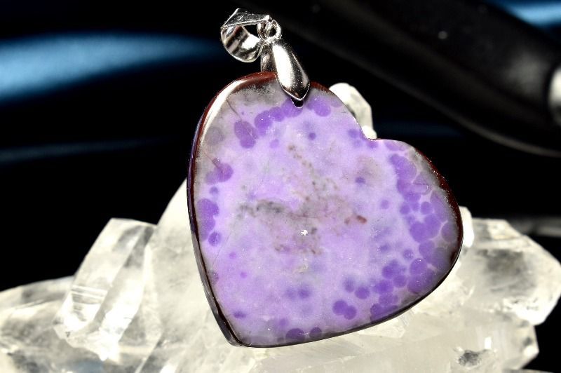 １点物 シルバー925 高発色 スギライト 杉石 24x28mm ハート ペンダントトップ パワーストーン 天然石 _PC6294
