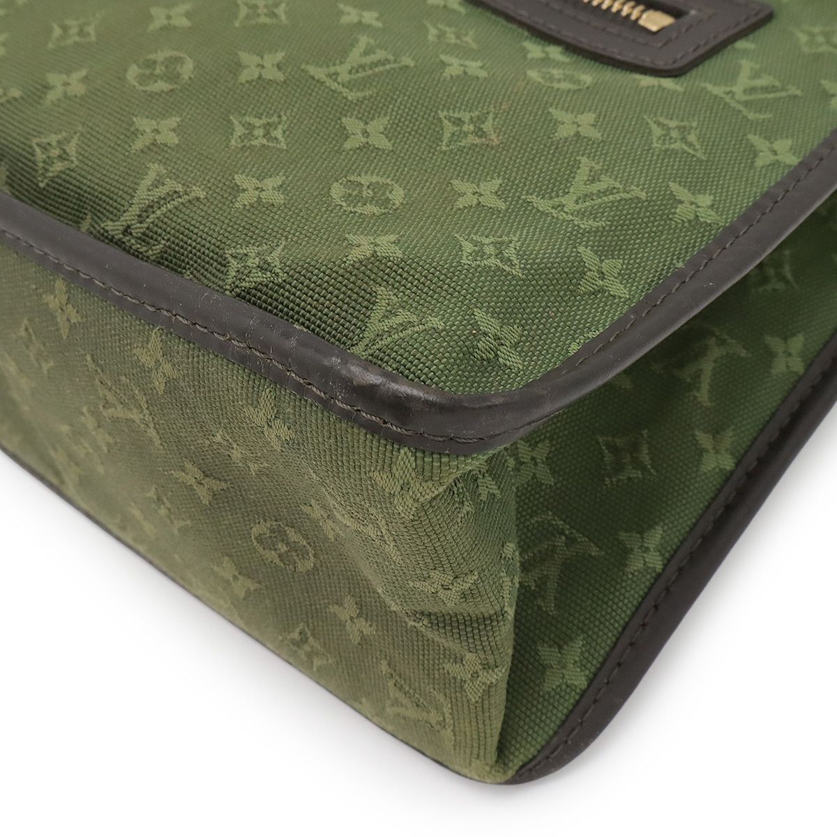 【値下げしました】ルイヴィトン　モノグラムミニ　サックキャトリーン・カーキ　美品 LOUIS VUITTON ルイ ヴィトン モノグラムミニ サックキャト