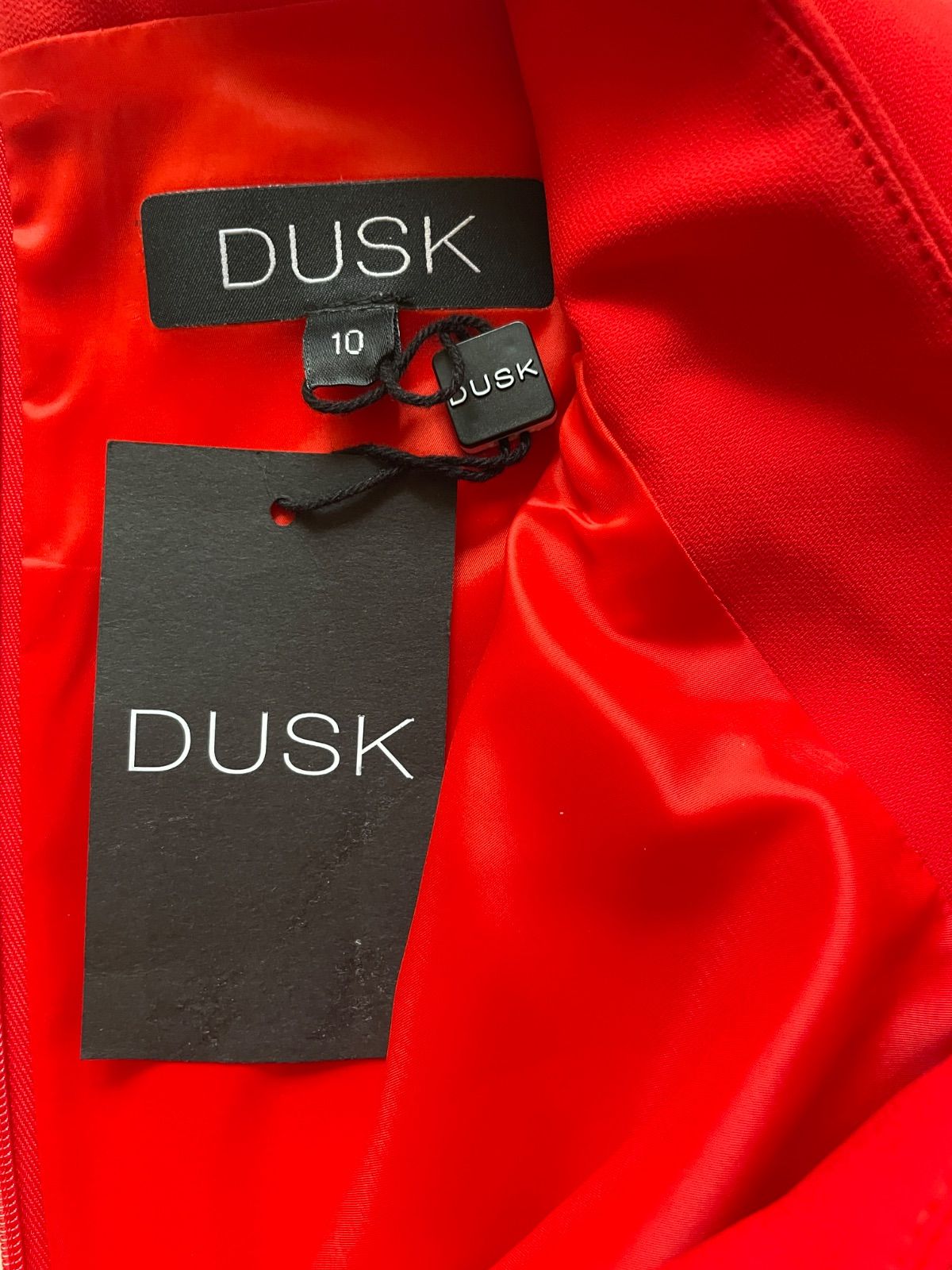 ◆DUSKダスク 上品レッド大人アシメトリースタイル美人ロングフ