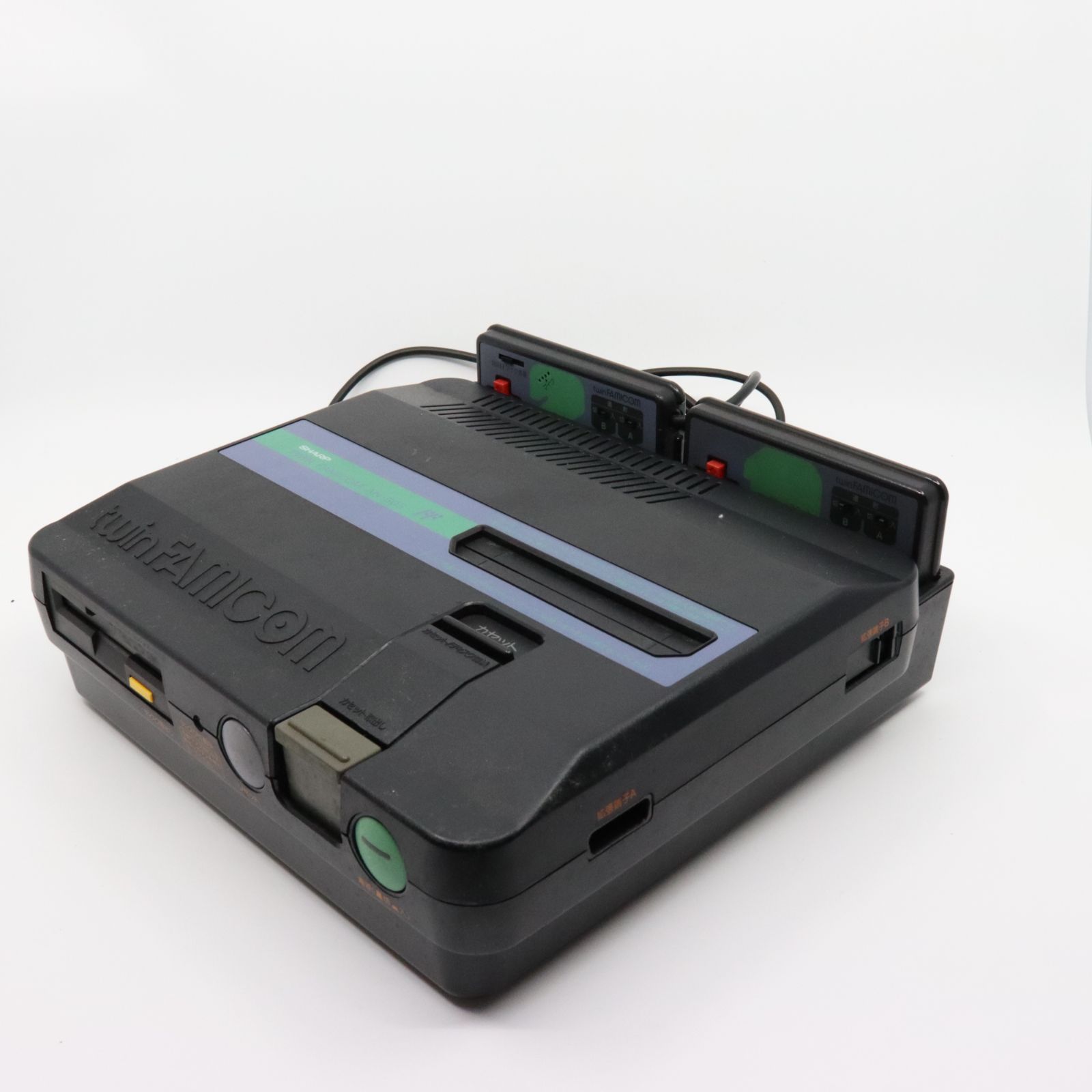 ジャンク】Sharp ツインファミコン 本体 AN-505-BK(後期型・黒 ジャンク】Sharp ツインファミコン 本体 AN-505-BK(後期型・黒