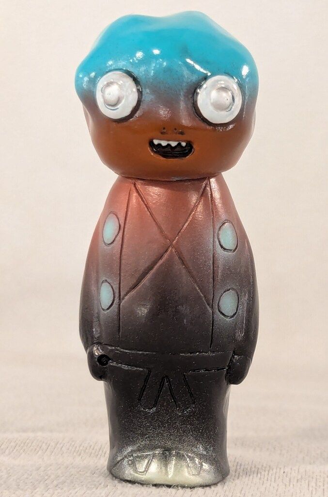 てんぐアート 天狗ソフビ 顔SPACE TOMATO 黒成型 ソフビ | SHOP! tengart