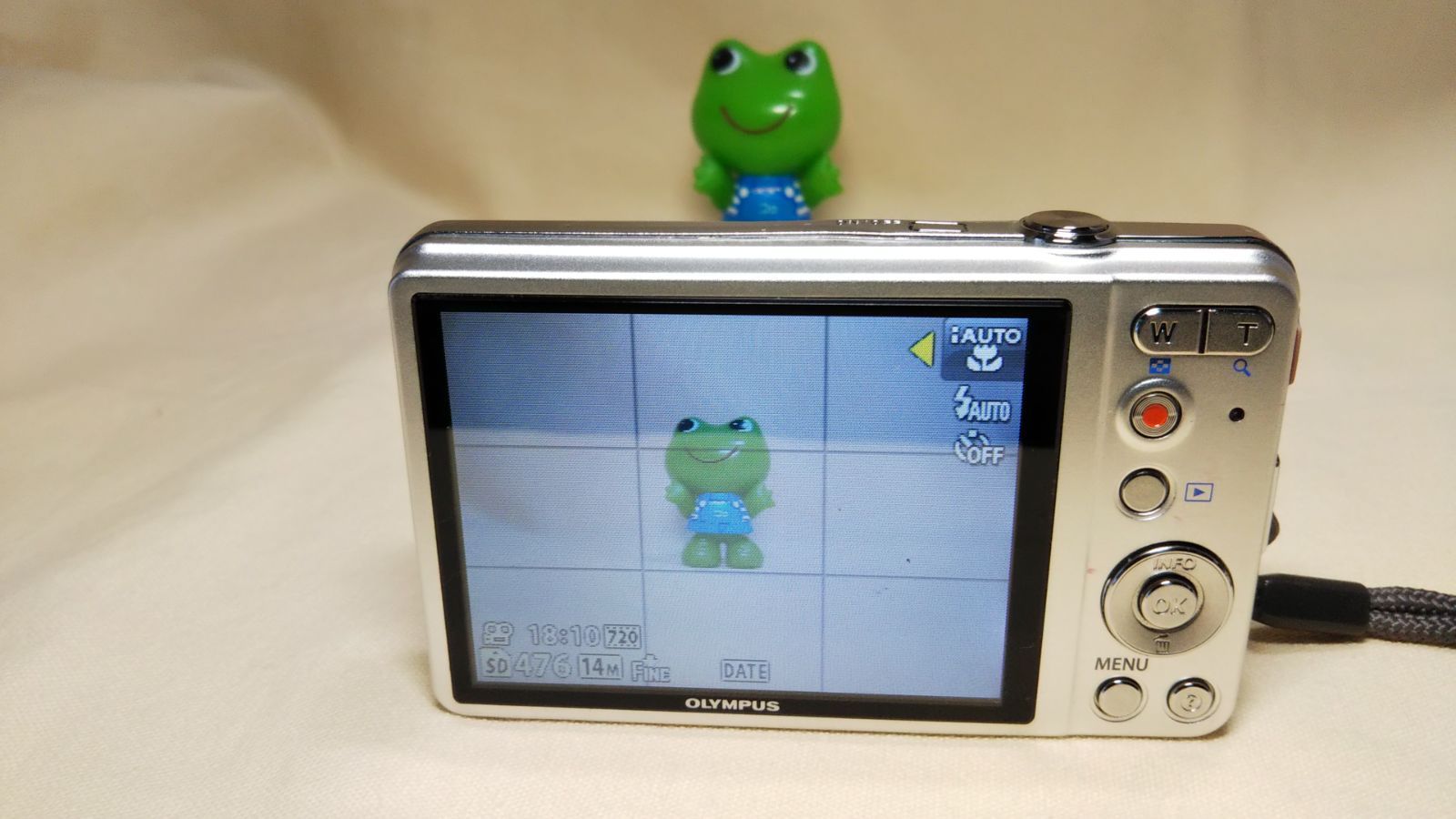 OLYMPUS VG-130 コンパクトデジタルカメラ オリンパス VG-130