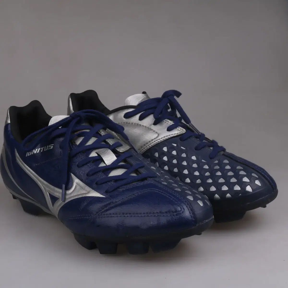 未使用/新品/ミズノ/サッカー/スパイク/イグニタス/23.5CM/幅広/ワイド/3E/ジュニア/P1GB1532/試合/土/天然芝/人工芝/固定式/本田 MIZUNO ミズノ イグニタス 3 MD ジュニア(オレンジ×エンジ)刺繍無料