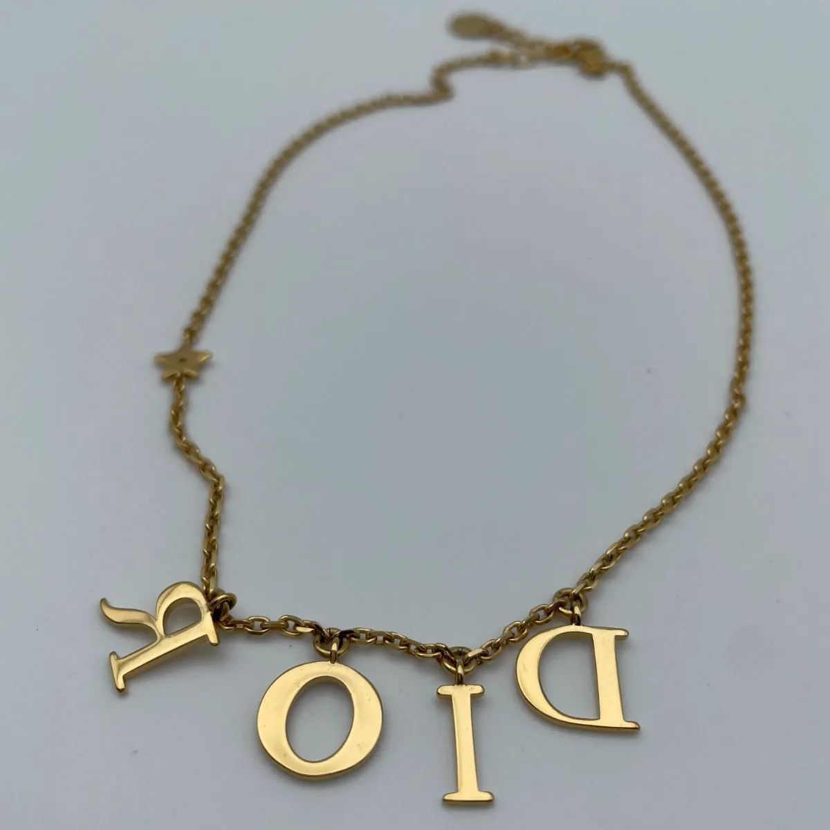 DIOR ロゴ ネックレス ディオレボリューション スター - メルカリ