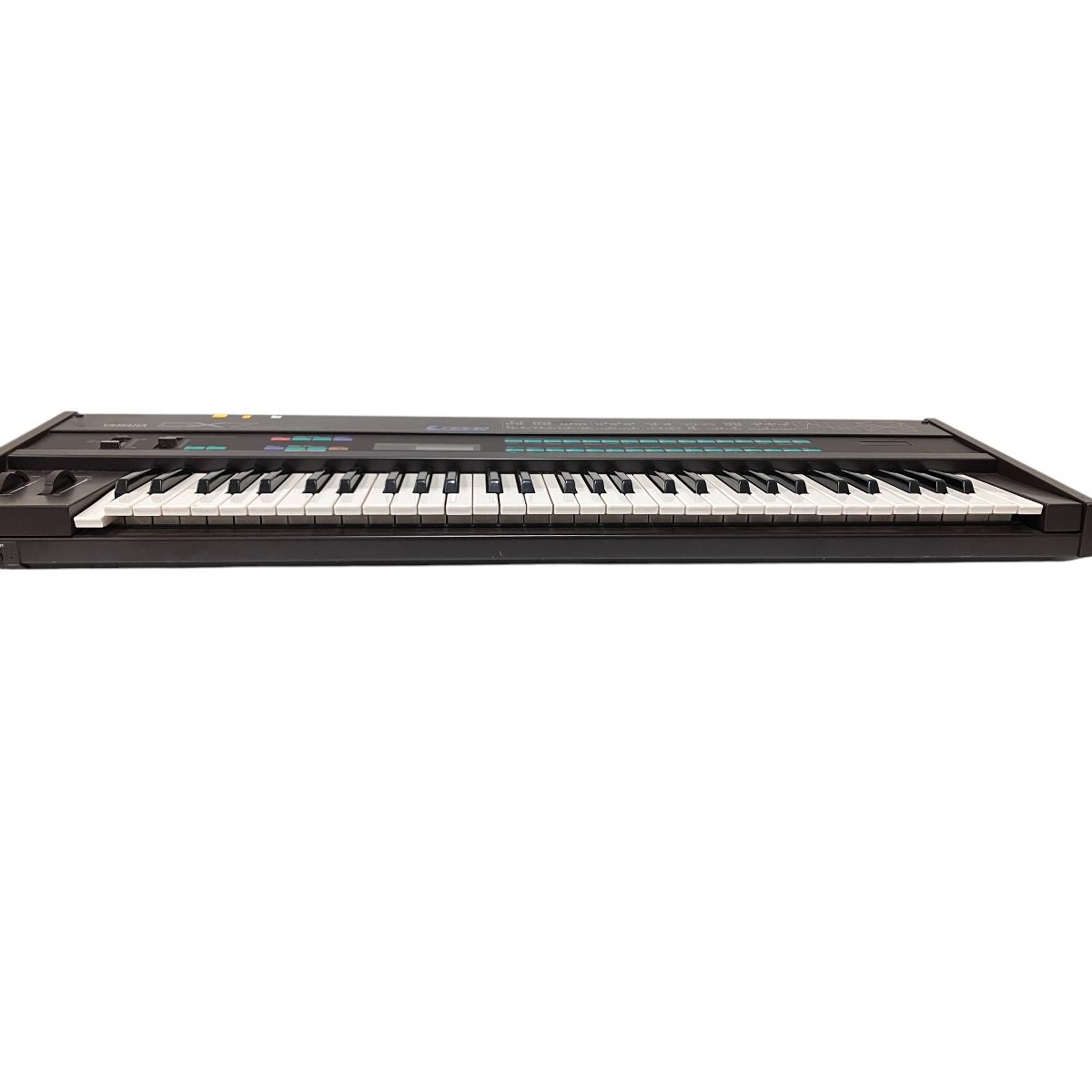 ヤマハ YAMAHA シンセサイザー 61鍵盤 DX7 通電可 鍵盤楽器 ヤマハ YAMAHA シンセサイザー 61鍵盤 DX7 通電可 鍵盤楽器