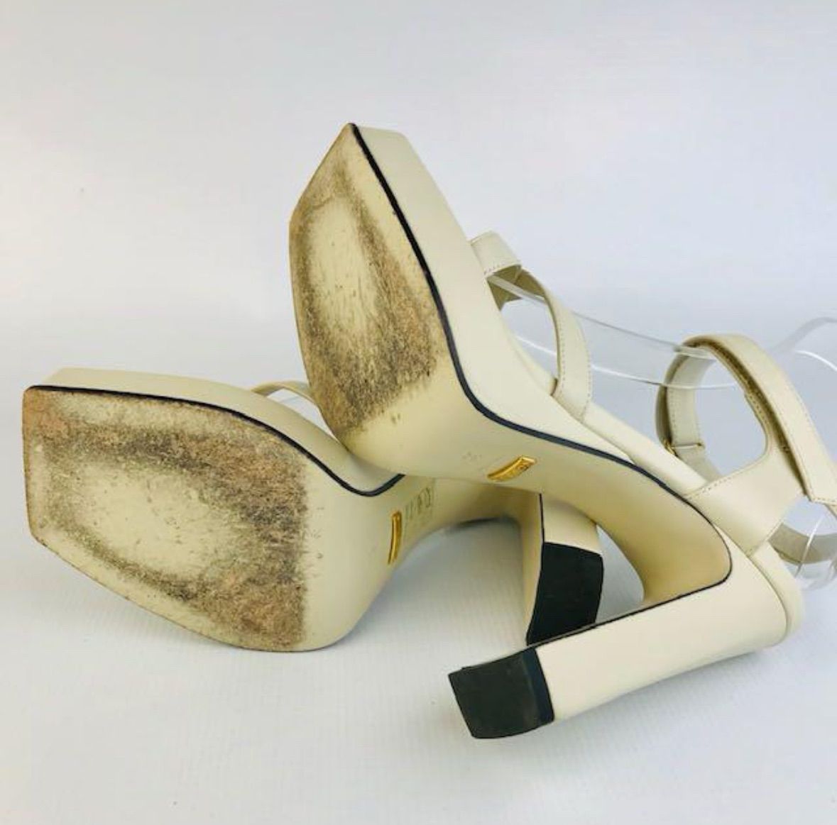 美品☆GUCCI・グッチ レディース レザー ラインストーンバックル  