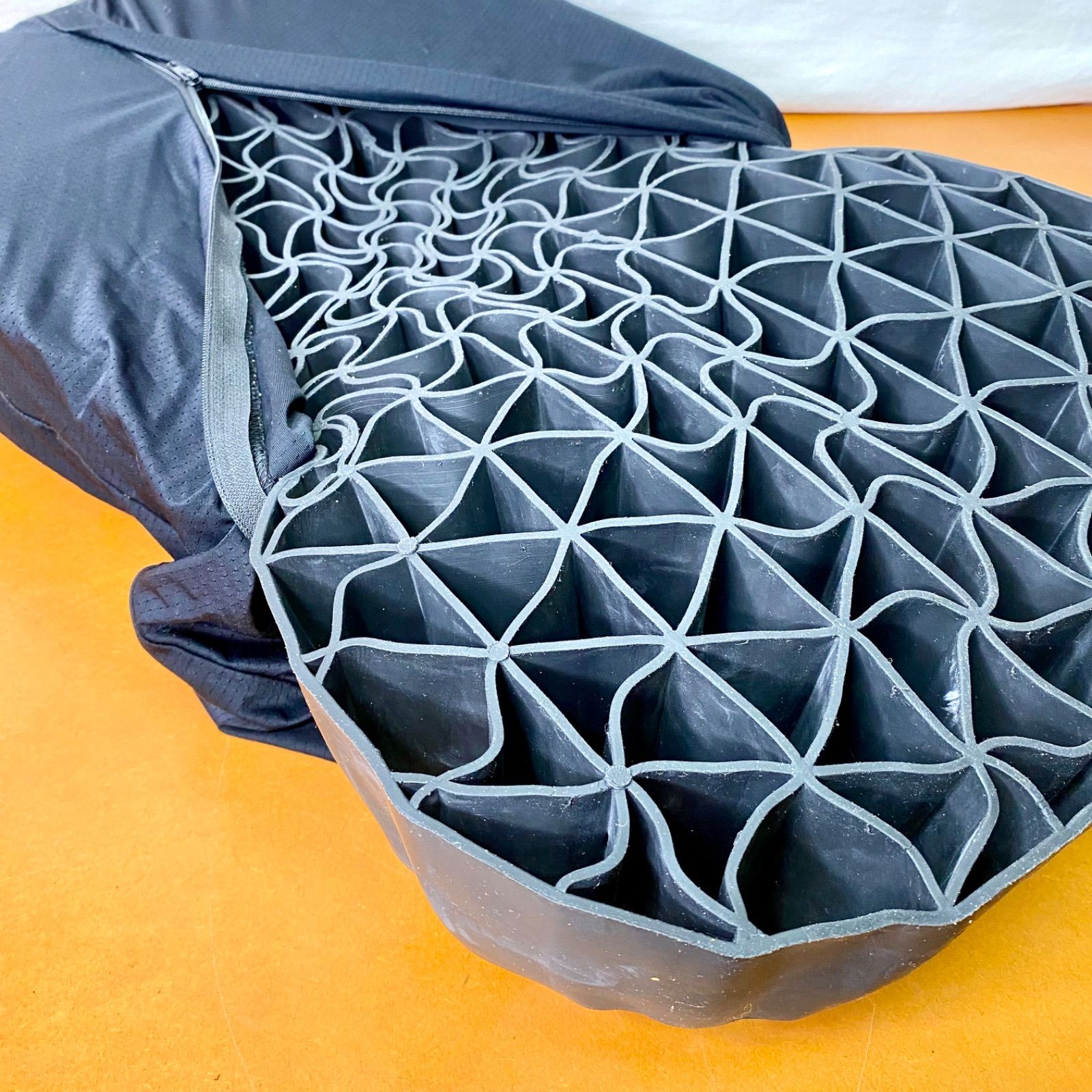 ヒツジのいらない枕 柔ブラックレーベル