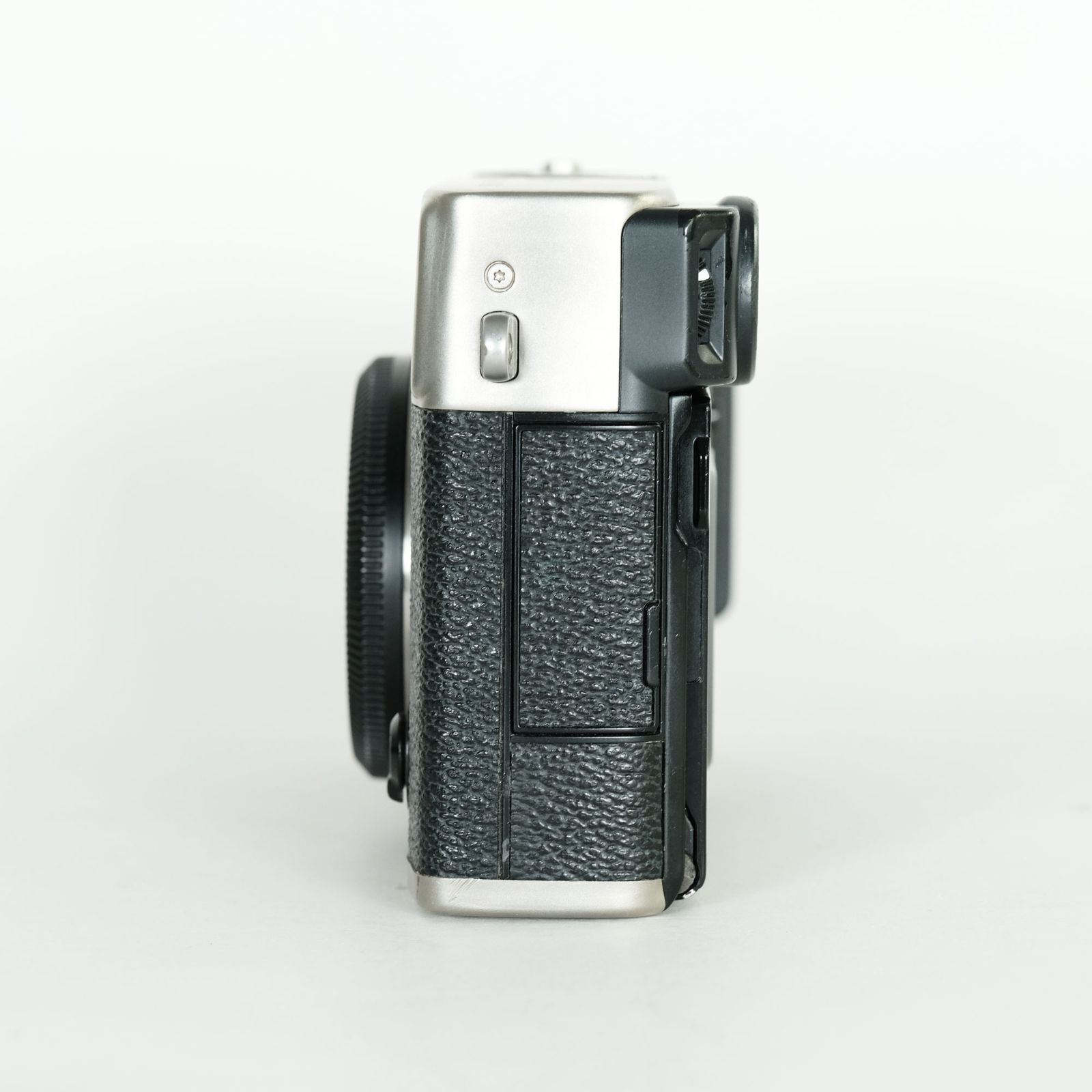 良品｜シャッター数684回] FUJIFILM X-Pro3 [DRシルバー] / 富士