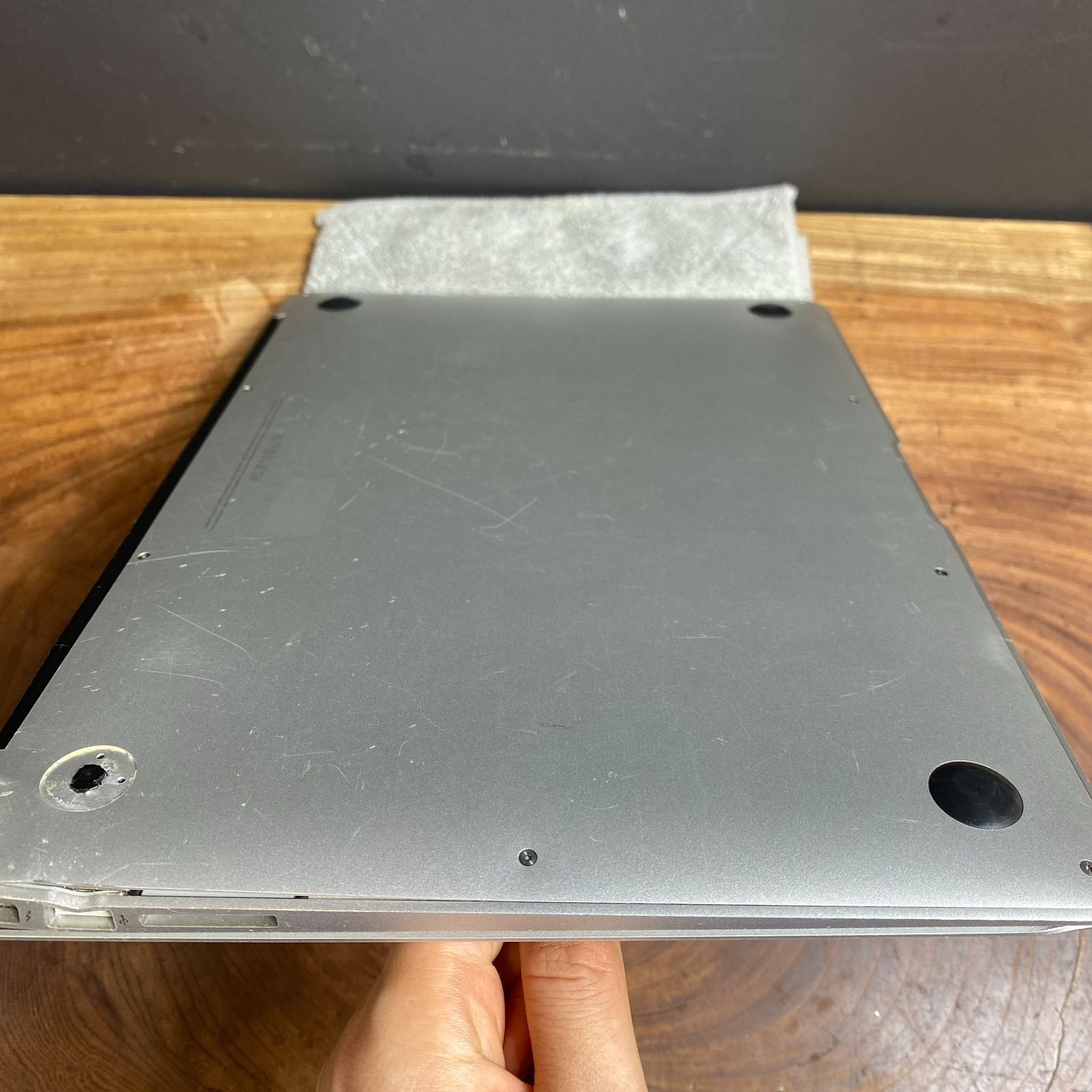 ［ジャンク品］Apple MacBook Air 13inch 2013/503 ジャンク品］Apple MacBook Air 13inch 2013/Core i5 1.3GHz