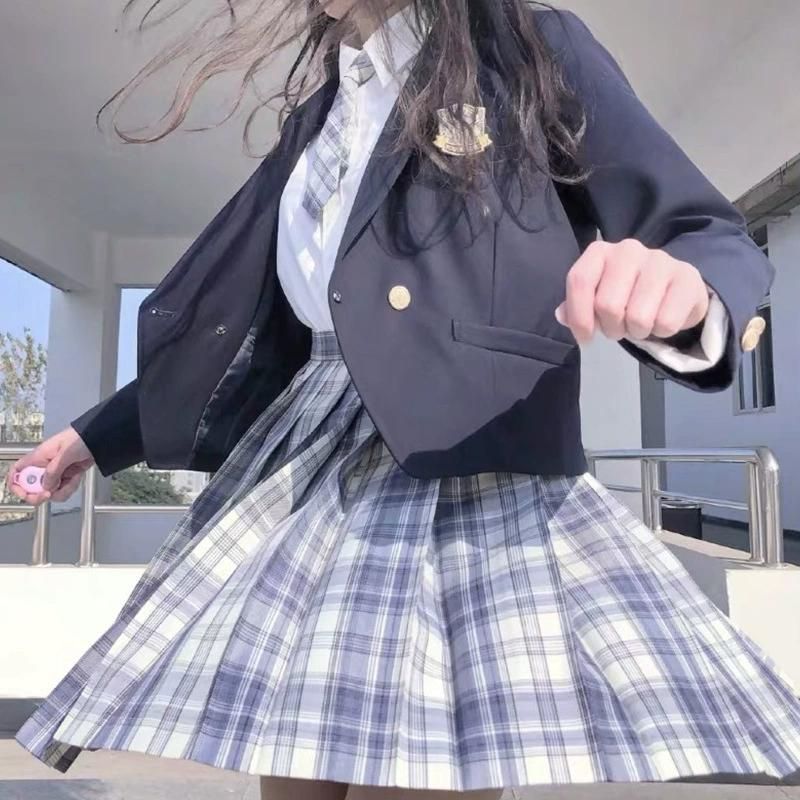 スーツ 女の子
