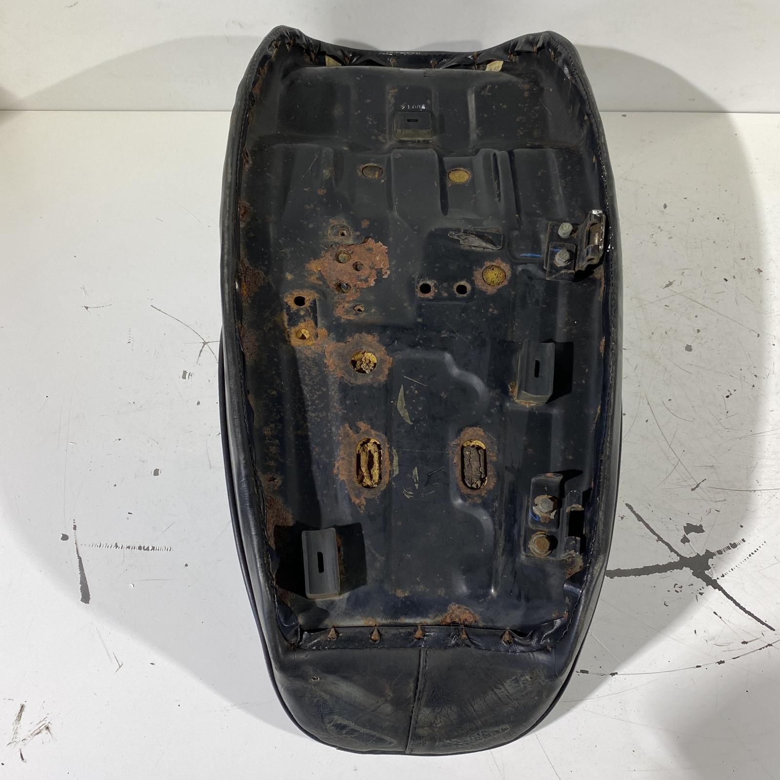 KAWASAKI KZ1000 LTD シートカワサキ