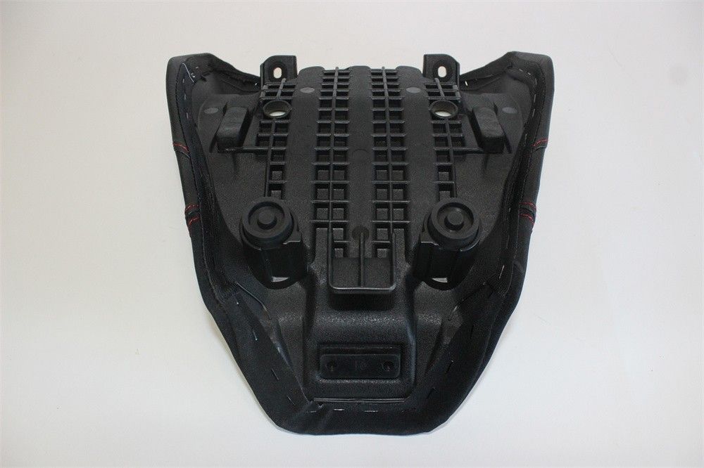 CB650R CBR650R cb650r cbr650r 2025 以降 20mm ローダウン フロント シート 本体あり 黒×赤線 DECORATOM_COM_BR