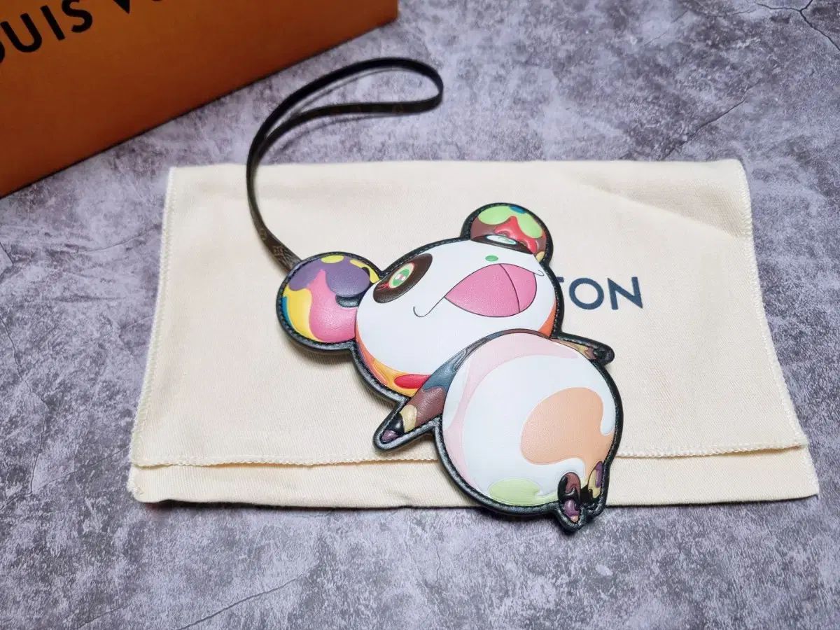 限定版 Louis Vuitton(ルイヴィトン) ムラカミ タカシ スーパー  