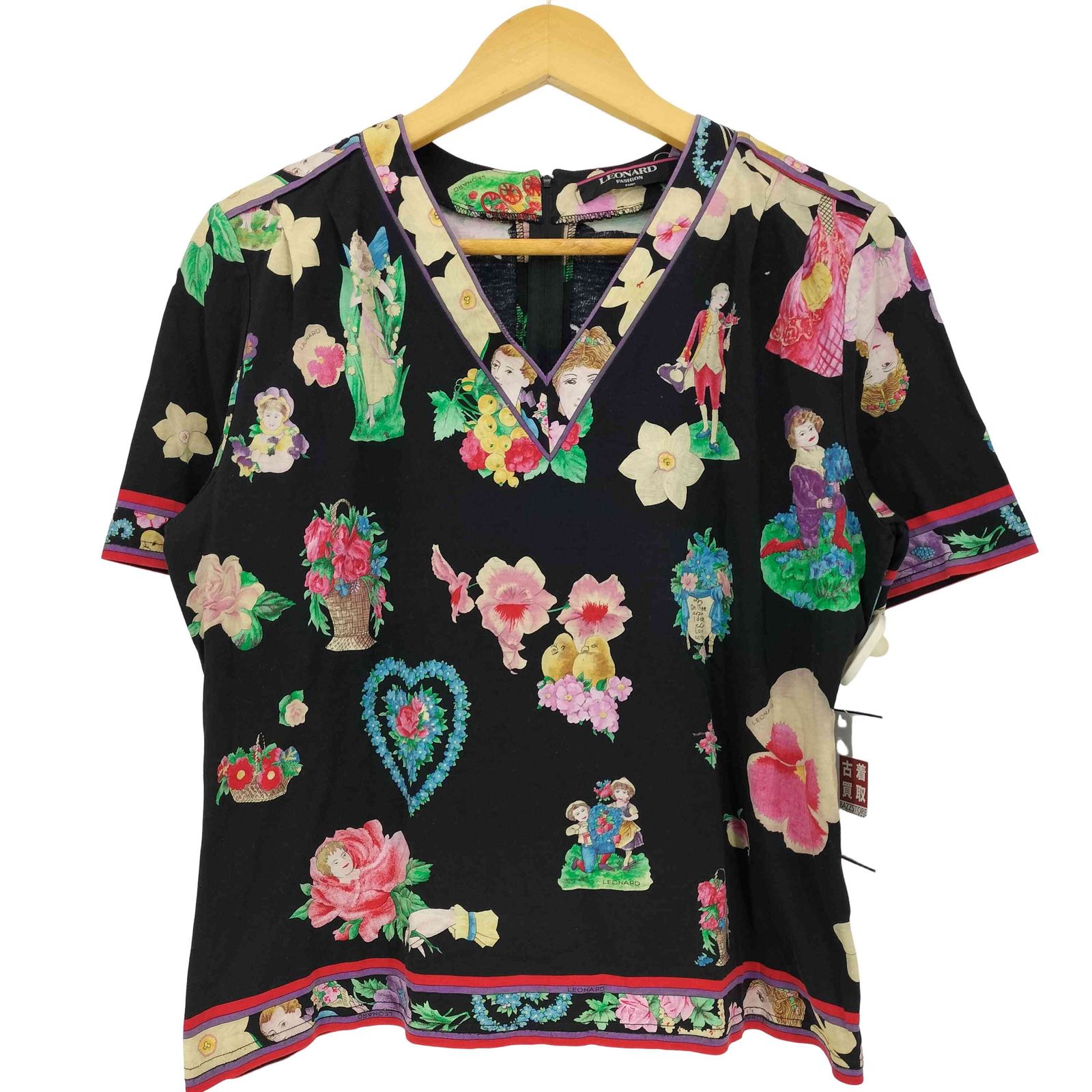 LEONARD レオナール 半袖シャツカットソー 花柄　総柄　XLブラック 美品✨️】レオナール LEONARD 花柄 白 黒 総柄 半袖 カットソー