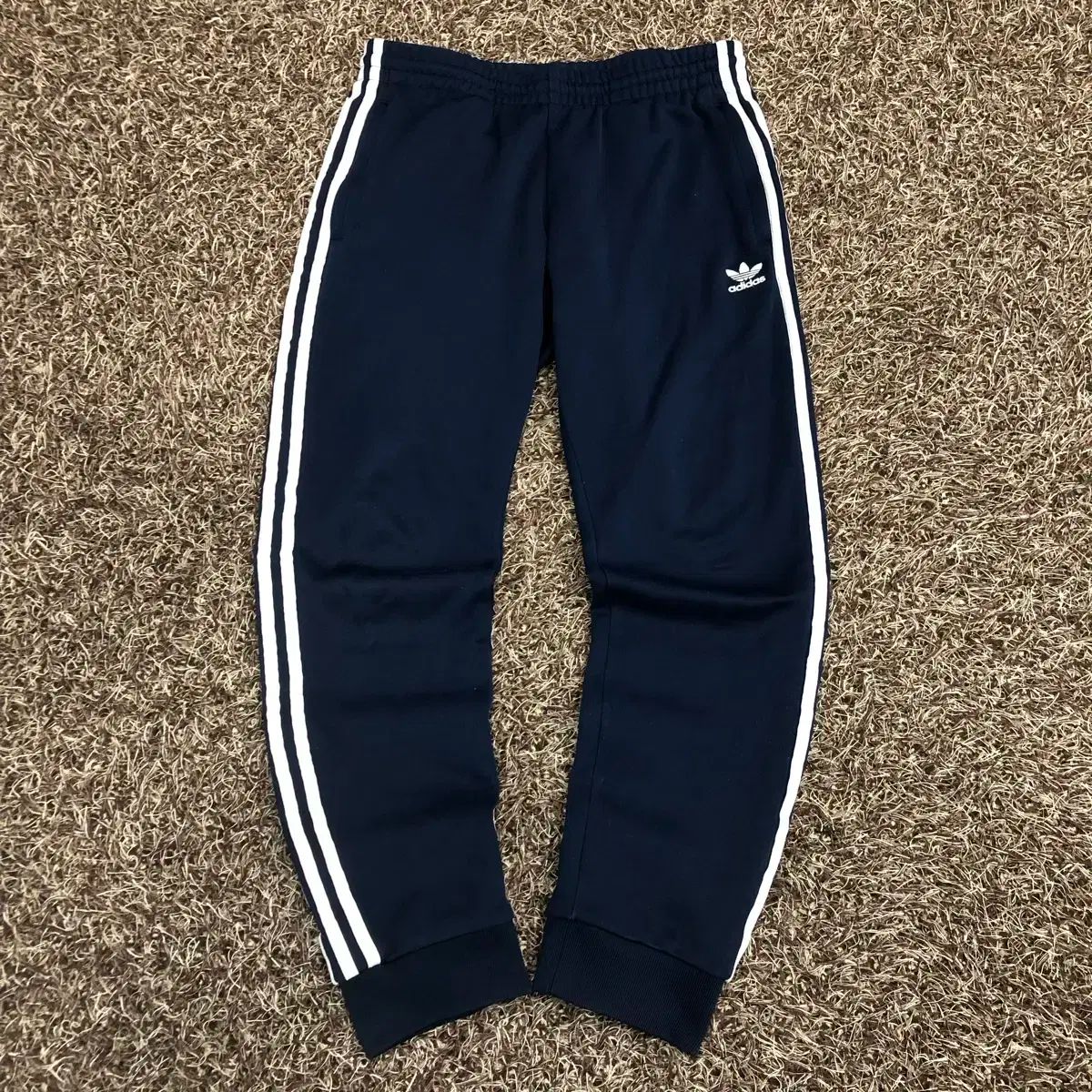 M adidas(アディダス) スーパースター ネイビー トラックパンツ