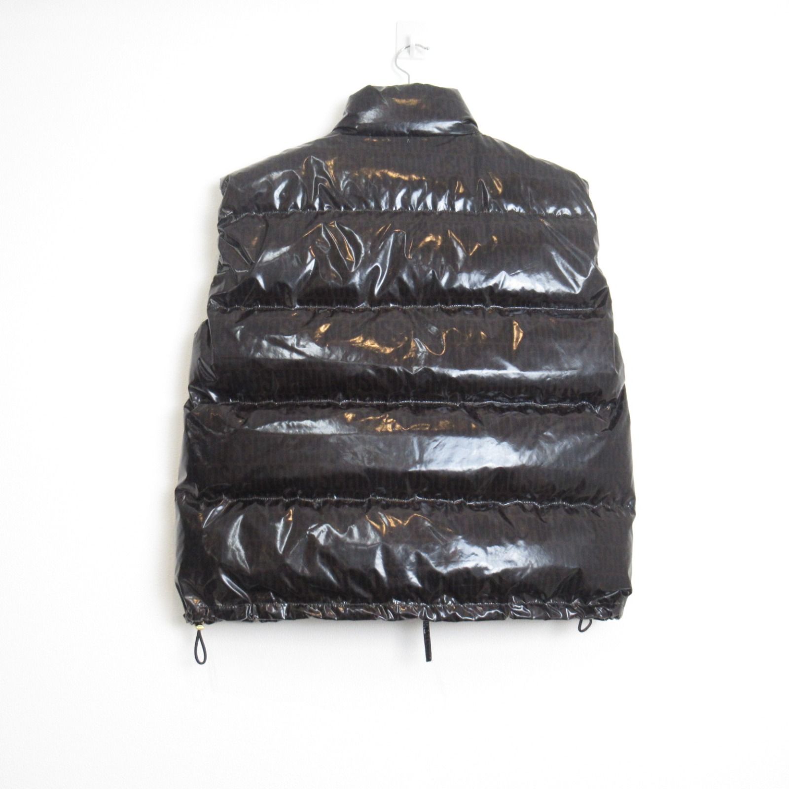 Moschino ブラック ダウンベスト モスキーノダウンベスト