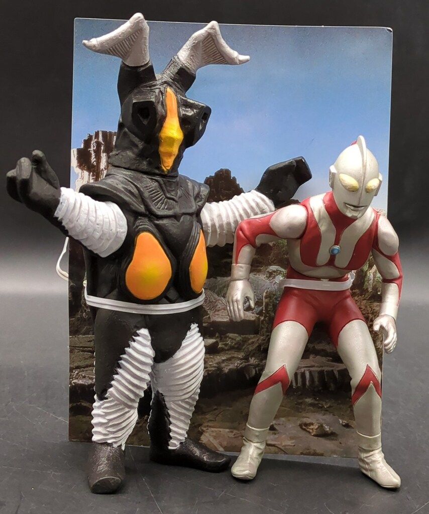 SGSスーパーグレードソフトビニール 初代ウルトラマンVSゼットン Amazon.co.jp: SGSスーパーグレードソフトビニール 初代