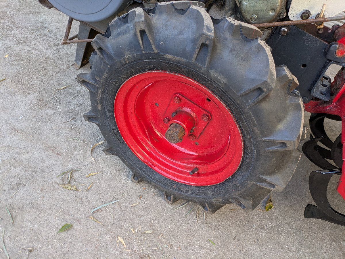 イセキ 7.5馬力セル始動 ディーゼルエンジン耕うん機KA750 タイヤ新品