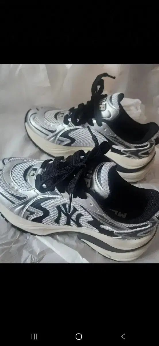 カーブランナー ランニングシューズ