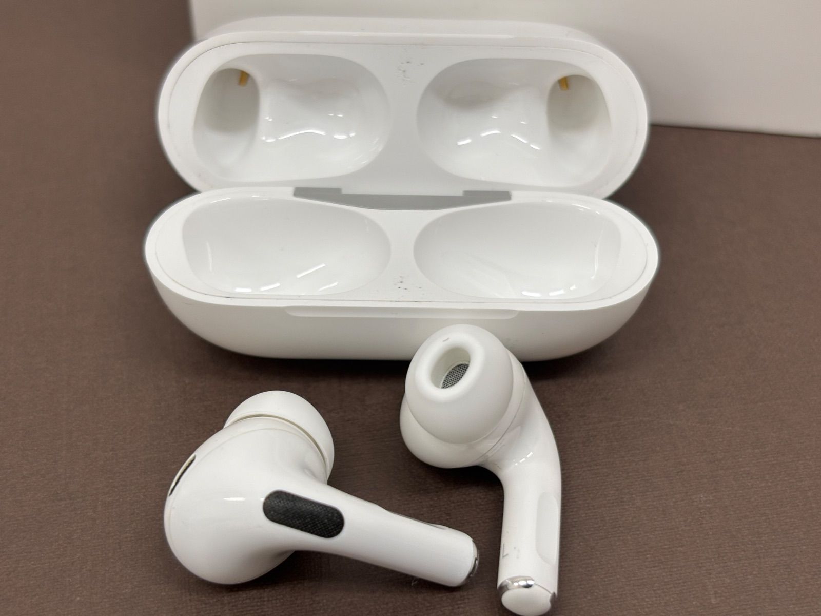 Apple アップル AirPods Pro 第2世代 APPLE MQD83J I-9.0-0