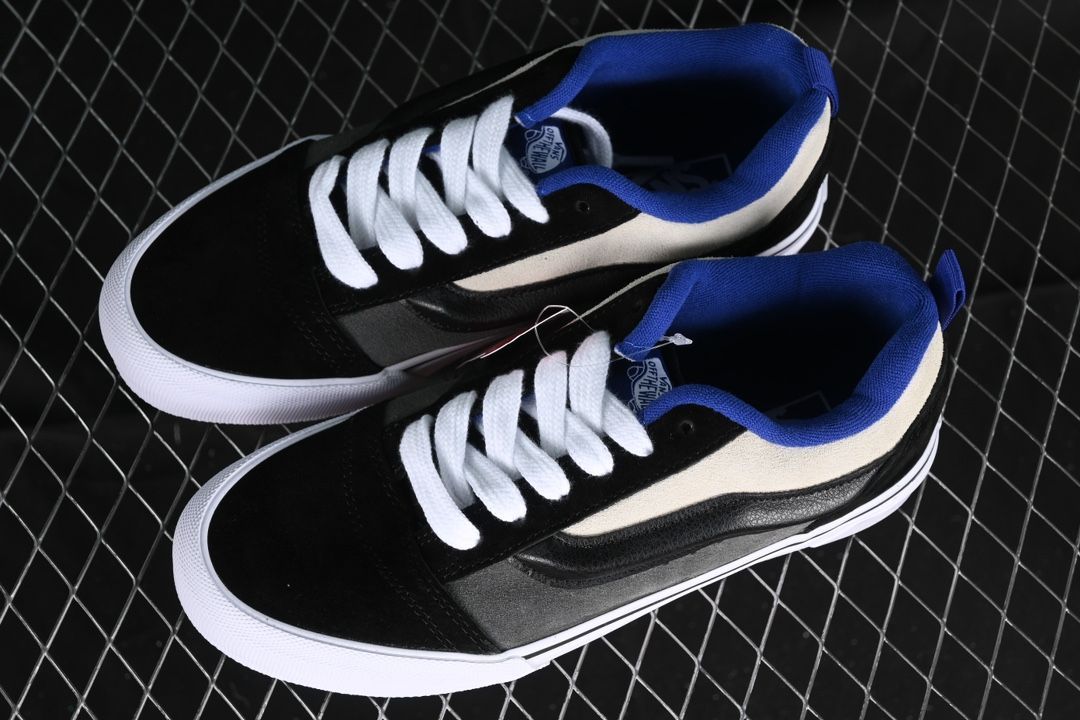 今日 Vans