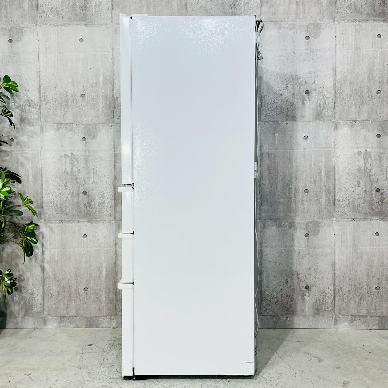 4ドア冷蔵庫 355L