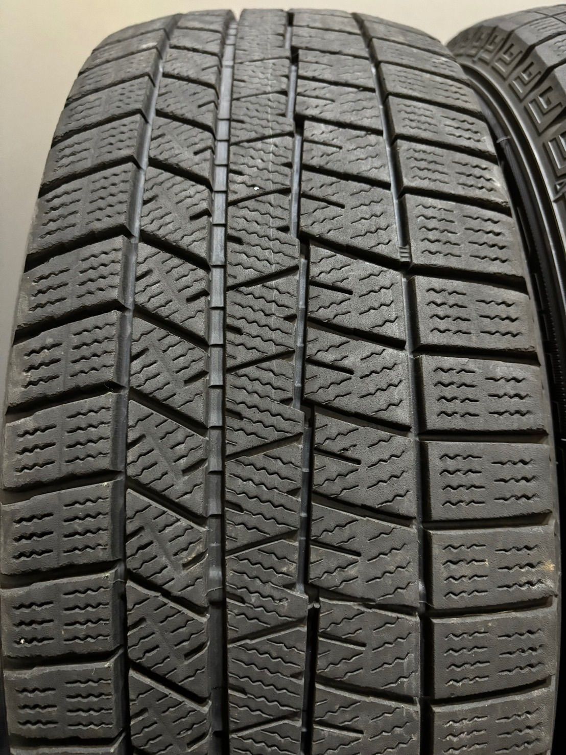 22年製 スタッドレス