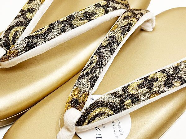 草履 最高の履き心地 Hi-クッション草履 織地鼻緒 ぞうり 優しい鼻緒 フリーサイズ 優しい履き心地 お洒落 訪問着 i色無地 小紋 紬 街着