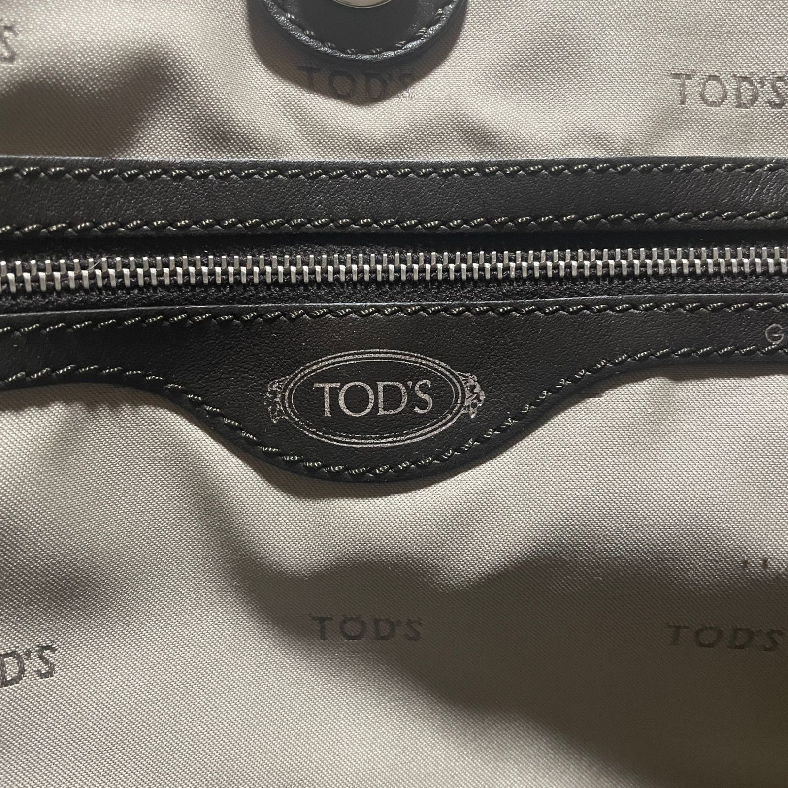 2502-147｜美品｜トッズ トートバッグ レザー ダークカーキ - メルカリ 