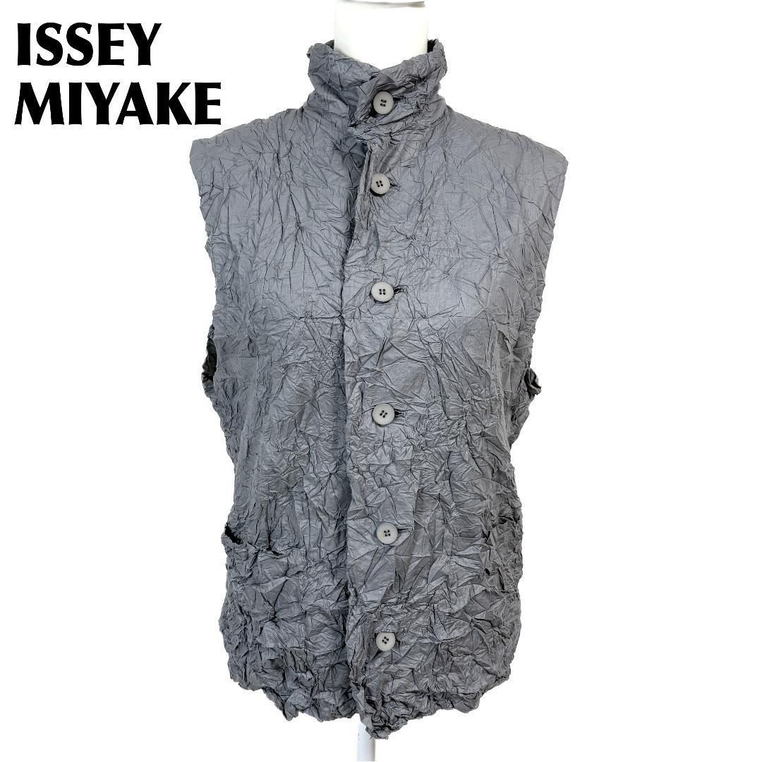 ISSEY MIYAKE しわ加工 ノースリーブベスト ボタン M グレー