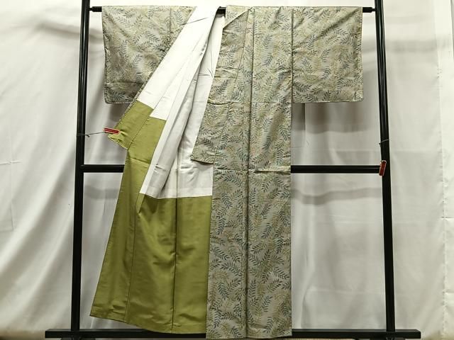 平和屋着物○本場大島紬 7マルキ 葡萄蔦の葉文 正絹 逸品 DAAU0564tw