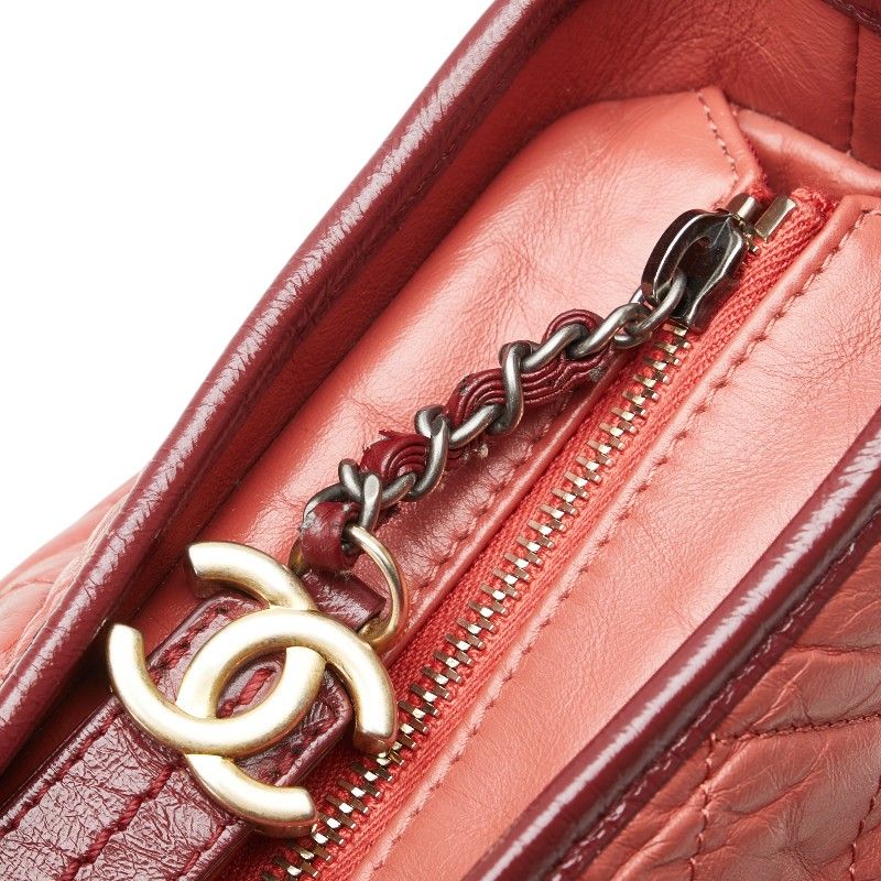 シャネル ガブリエル ドゥ シャネル チェーン ショルダーバッグ レッド  