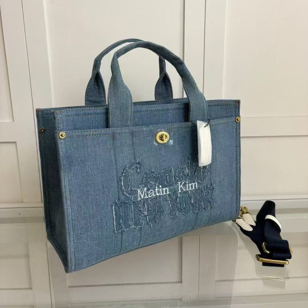 COACH MATIN KIM】カーゴ トート バッグ - メルカリ