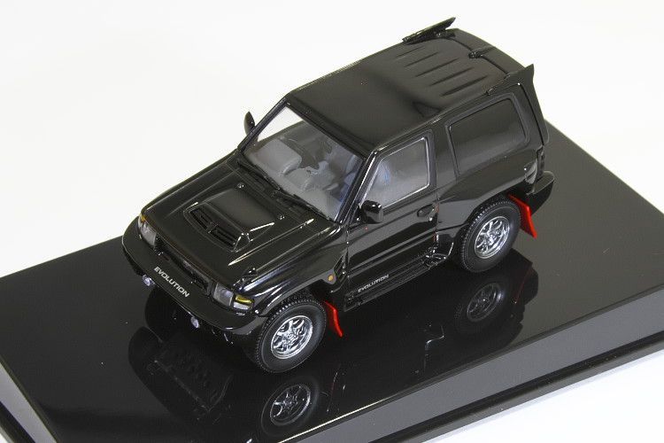 オートアート 1/43 三菱 パジェロ エボリューション ブラック Autoart 1:43 Mitibishi PAJERO Evo - メルカリ