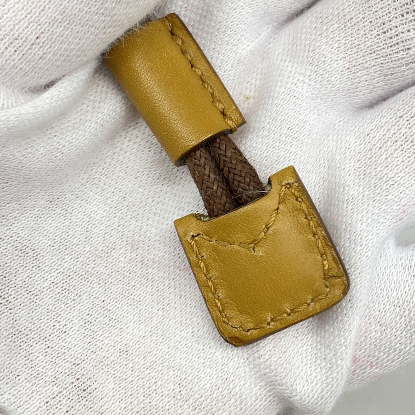 極美品・激レア グッチ リュック バッグパック GGキャンバス レザー ベージュ GGキャンバス グッチ GUCCI リュック レザー ベージュ シルバー