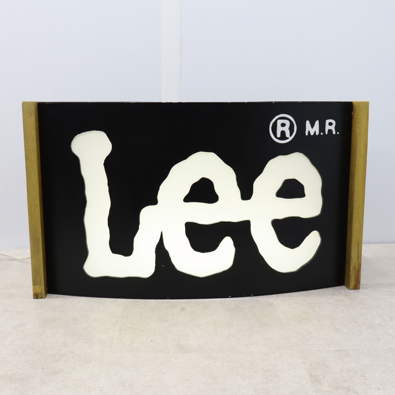 リー【Lee 】電飾看板　687mm 購入 Lee 電飾看板 リー【Lee 】電飾看板 687mm リー【Lee 】電飾看板