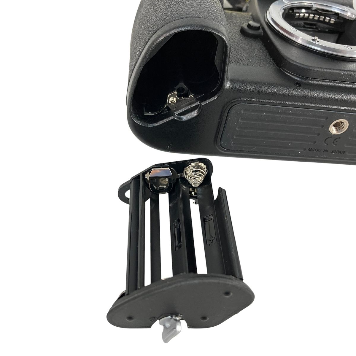 Nikon F80S　ニコン　一眼レフ　フィルムカメラ　MB-16付　動作確認済 Nikon F80S ニコン 一眼レフ フィルムカメラ MB-16付 動作確認済