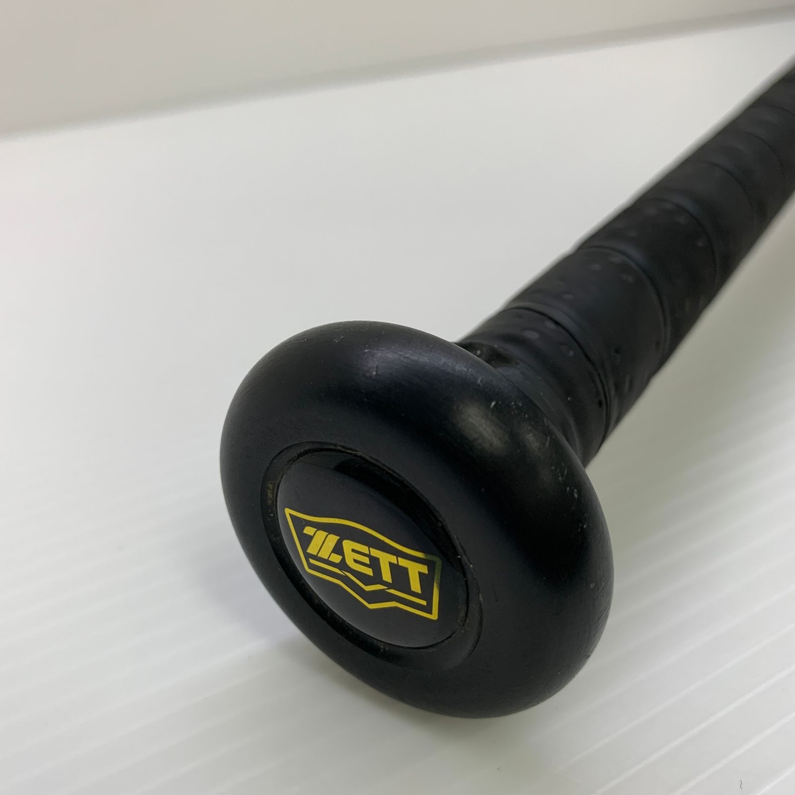 ZETT - 中古品 ゼット ZETT バットモンスターブラックキャノン 軟式 FRP製 バット BCT31583 ケース付き 6847 中古品 ゼット ZETT バットモンスターブラックキャノン 軟式 FRP