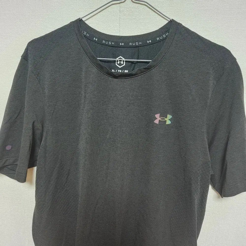 UNDER ARMOUR(アンダーアーマー) メンズ 半袖Tシャツ 105XL @ 9901