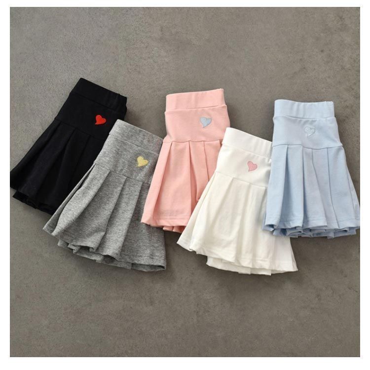 プリーツスカート